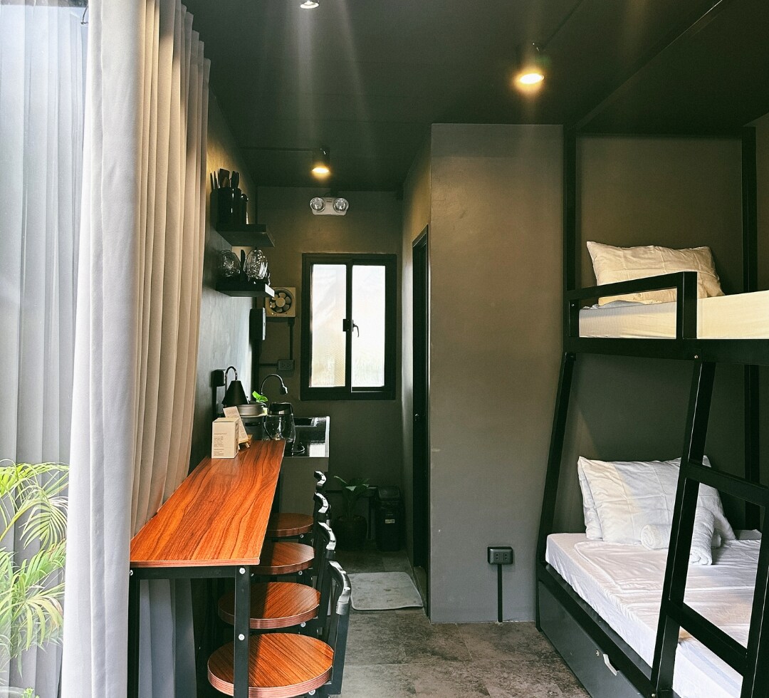 Caja Elyu amenities